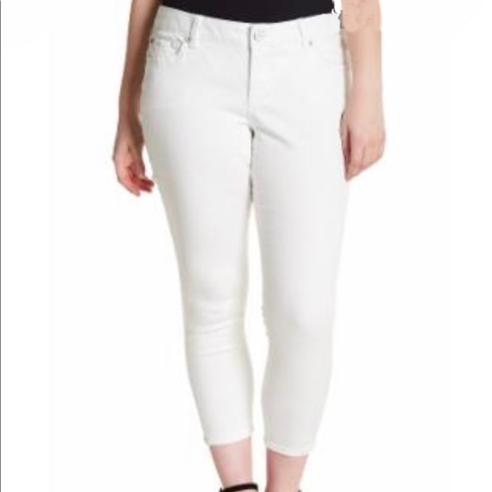 ⬇️ NWT Slink Jeans Stretch Ankle Jegging